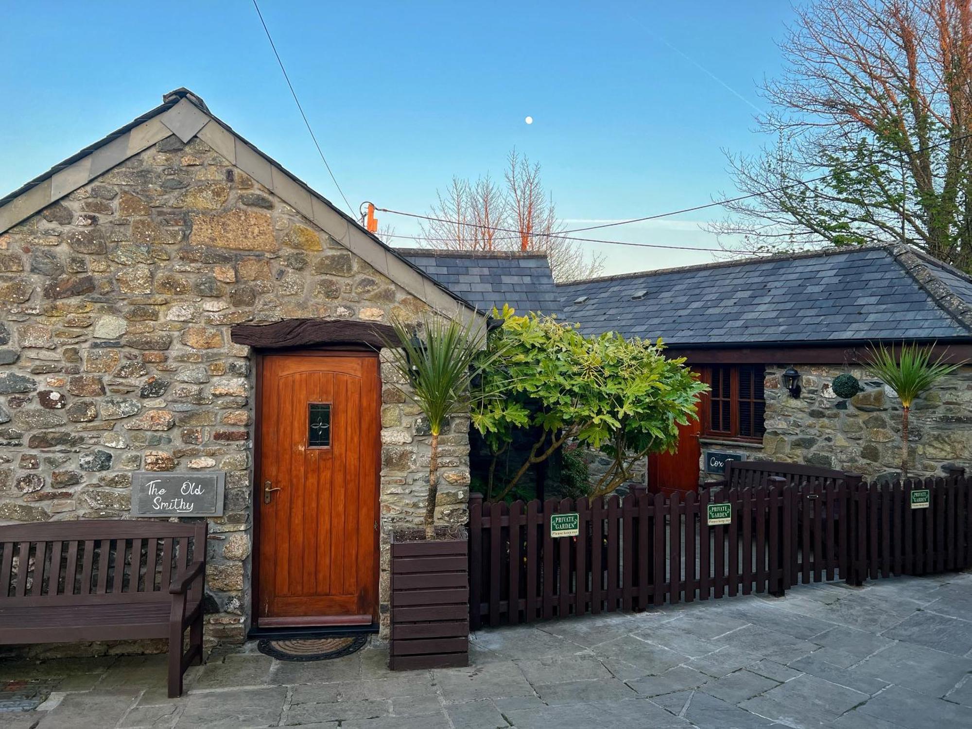 The Mary Tavy Inn Marytavy Extérieur photo